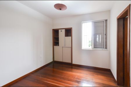 Apartamento à venda com 99m², 3 quartos e 1 vagaSuíte