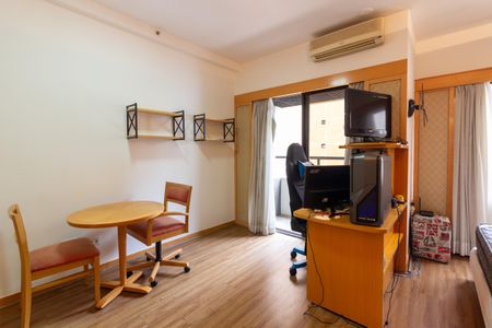 Studio para alugar com 30m², 1 quarto e 1 vaga Studio para alugar com 30m², 1 quarto e 1 vagaKitnet/Studio