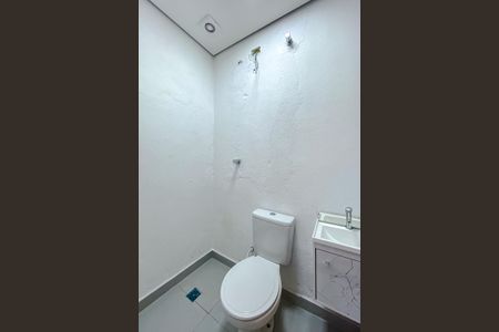 Banheiro de kitnet/studio para alugar com 1 quarto, 22m² em Parque da Mooca, São Paulo