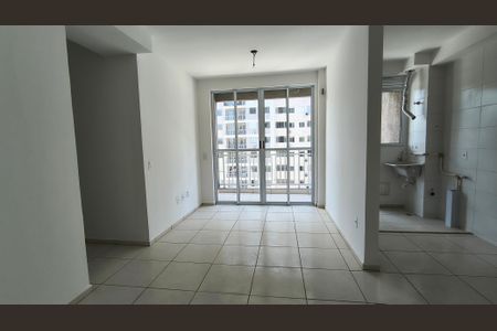 Sala de apartamento para alugar com 2 quartos, 54m² em Barra Olímpica, Rio de Janeiro