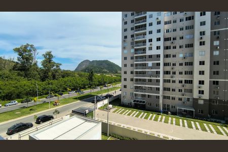 Varanda  de apartamento para alugar com 2 quartos, 54m² em Barra Olímpica, Rio de Janeiro