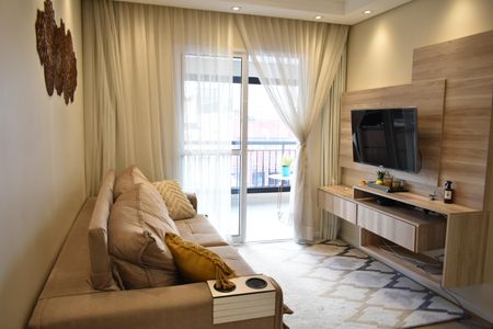 Apartamento à venda com 65m², 2 quartos e 1 vagaSala