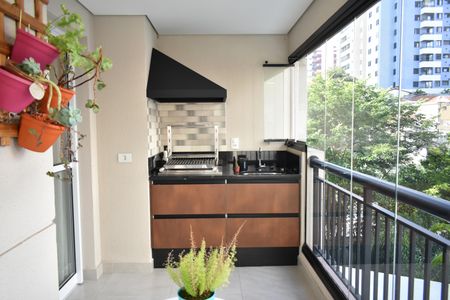 Apartamento à venda com 65m², 2 quartos e 1 vagaSacada