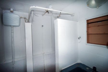 Casa à venda com 70m², 2 quartos e 1 vagaBanheiro 2