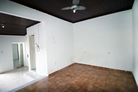 Sala de casa à venda com 2 quartos, 70m² em Penha Circular, Rio de Janeiro