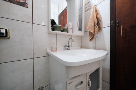 Casa à venda com 120m², 3 quartos e 1 vagaBanheiro