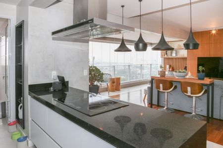 Apartamento à venda com 97m², 2 quartos e 2 vagas Apartamento à venda com 97m², 2 quartos e 2 vagasCozinha e Área de Serviço