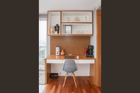 Apartamento à venda com 97m², 2 quartos e 2 vagas Apartamento à venda com 97m², 2 quartos e 2 vagasSala