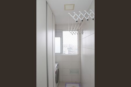 Apartamento à venda com 97m², 2 quartos e 2 vagas Apartamento à venda com 97m², 2 quartos e 2 vagasCozinha e Área de Serviço