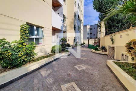 Apartamento para alugar com 73m², 3 quartos e 1 vagaÁrea comum