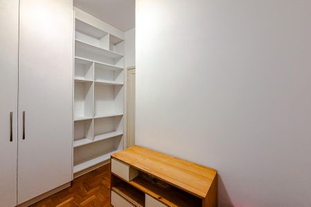 Apartamento para alugar com 102m², 3 quartos e 1 vaga Apartamento para alugar com 102m², 3 quartos e 1 vagaQuarto 2