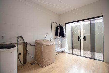 Casa de condomínio para alugar com 600m², 3 quartos e 4 vagasÁrea de Serviço