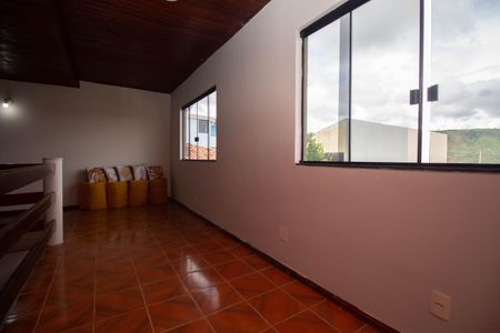 Casa de condomínio para alugar com 600m², 3 quartos e 4 vagasSala 3