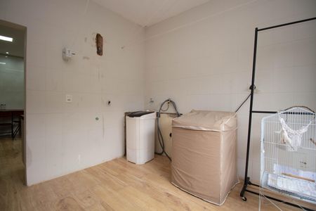 Casa de condomínio para alugar com 600m², 3 quartos e 4 vagasÁrea de Serviço