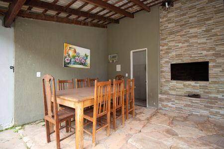 Casa de condomínio para alugar com 600m², 3 quartos e 4 vagasChurrasqueira