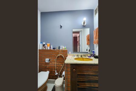 Apartamento à venda com 113m², 2 quartos e 2 vagasBanheiro da Suíte 