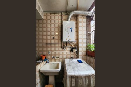 Apartamento à venda com 113m², 2 quartos e 2 vagasÁrea de Serviço 