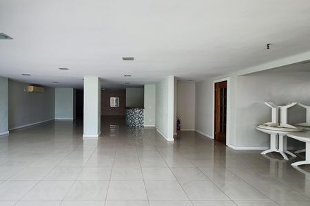 Apartamento à venda com 113m², 2 quartos e 2 vagasÁrea Comum 