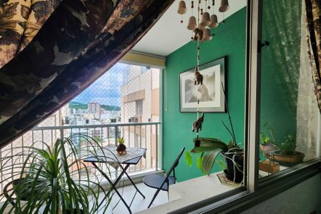Apartamento à venda com 113m², 2 quartos e 2 vagasVista do Quarto 