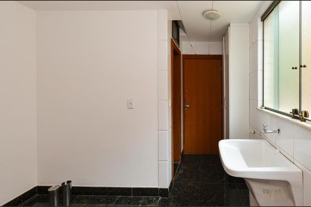 Apartamento para alugar com 150m², 4 quartos e 2 vagasÁrea de Serviço