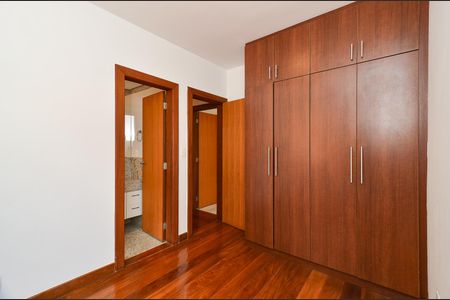 Apartamento para alugar com 150m², 4 quartos e 2 vagasSuíte 2