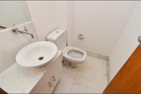 Apartamento para alugar com 150m², 4 quartos e 2 vagasLavabo