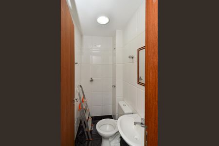 Apartamento para alugar com 150m², 4 quartos e 2 vagasBanheiro de Serviço