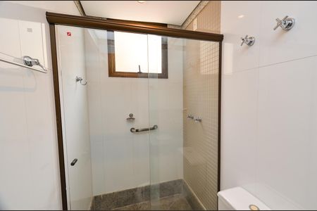 Apartamento para alugar com 150m², 4 quartos e 2 vagasBanheiro Suíte 2