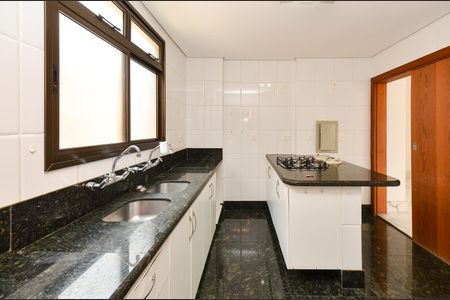 Apartamento para alugar com 150m², 4 quartos e 2 vagasCozinha