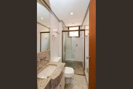 Apartamento para alugar com 150m², 4 quartos e 2 vagasBanheiro Social