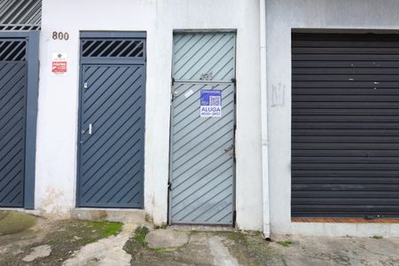 Casa para alugar com 30m², 1 quarto e sem vagaPlaca instalada no portão do imóvel - Código da placa: YACP-1218