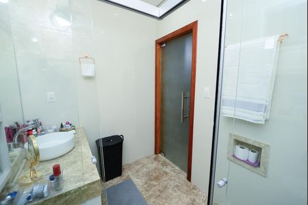 Casa para alugar com 412m², 3 quartos e 4 vagasSuíte