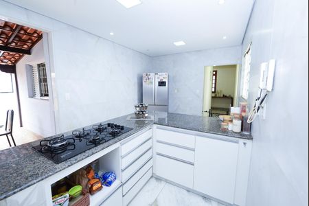 Casa para alugar com 412m², 3 quartos e 4 vagasCozinha