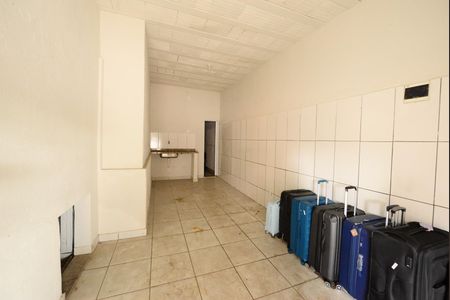 Casa para alugar com 412m², 3 quartos e 4 vagassub loja