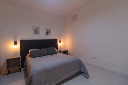 Quarto 1 de apartamento para alugar com 2 quartos, 40m² em Liberdade, São Paulo