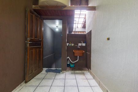 Casa para alugar com 115m², 2 quartos e sem vagaQuintal/Área de Serviço