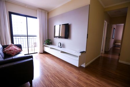 Sala de apartamento para alugar com 3 quartos, 80m² em Vila Primavera, São Paulo