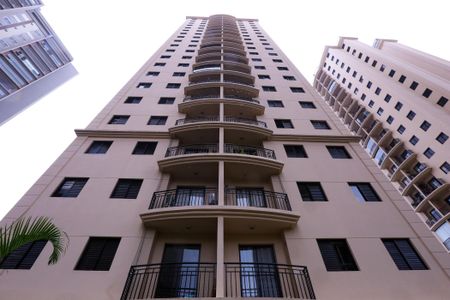 Apartamento para alugar com 80m², 3 quartos e 1 vaga Apartamento para alugar com 80m², 3 quartos e 1 vagaFachada do bloco