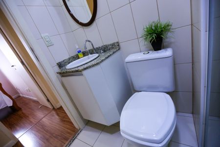 Apartamento para alugar com 80m², 3 quartos e 1 vaga Apartamento para alugar com 80m², 3 quartos e 1 vagaBanheiro