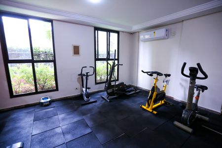 Apartamento para alugar com 80m², 3 quartos e 1 vaga Apartamento para alugar com 80m², 3 quartos e 1 vagaAcademia