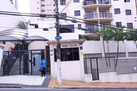 Apartamento para alugar com 80m², 3 quartos e 1 vaga Apartamento para alugar com 80m², 3 quartos e 1 vagaFachada e portaria