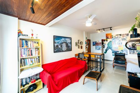 Apartamento à venda com 60m², 1 quarto e 2 vagasSala