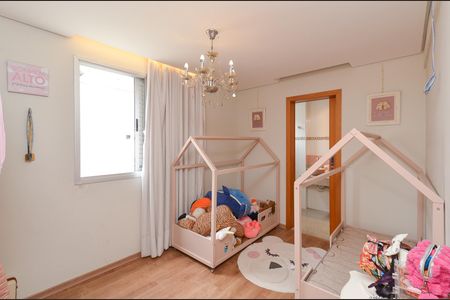 Apartamento à venda com 300m², 4 quartos e 4 vagas Apartamento à venda com 300m², 4 quartos e 4 vagasSuíte 1