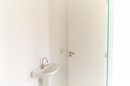 Apartamento para alugar com 34m², 2 quartos e sem vaga Apartamento para alugar com 34m², 2 quartos e sem vagaBanheiro