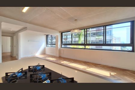 Sala de apartamento para alugar com 2 quartos, 66m² em Vila Ipojuca, São Paulo