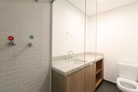 Apartamento para alugar com 66m², 2 quartos e 1 vagaBanheiro Social