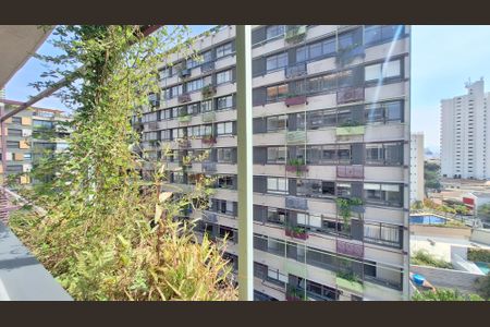 Apartamento para alugar com 66m², 2 quartos e 1 vagaSuíte