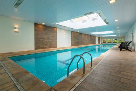 Apartamento para alugar com 63m², 2 quartos e 2 vagasÁrea comum - Piscina coberta