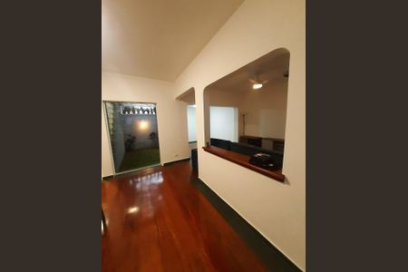 Casa à venda com 250m², 3 quartos e 4 vagasFoto 08