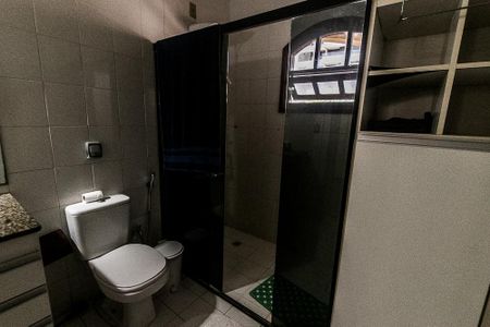 Casa para alugar com 300m², 5 quartos e 3 vagasBanheiro